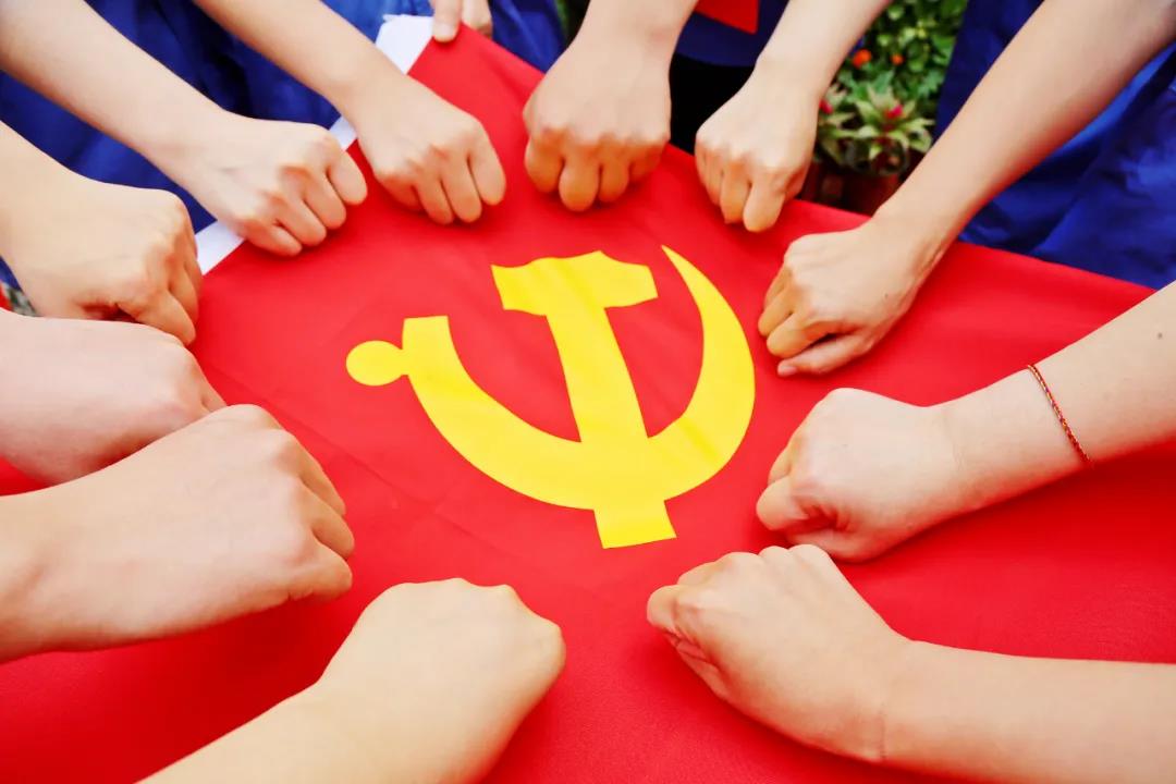 山西省工程机械有限公司热烈庆祝中国共产党成立100周年